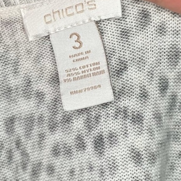 CHICO’S Animal Print VNeck Sweater Gray White Knit VNeck Rabbit Hair Spotted - Picture 7 of 9